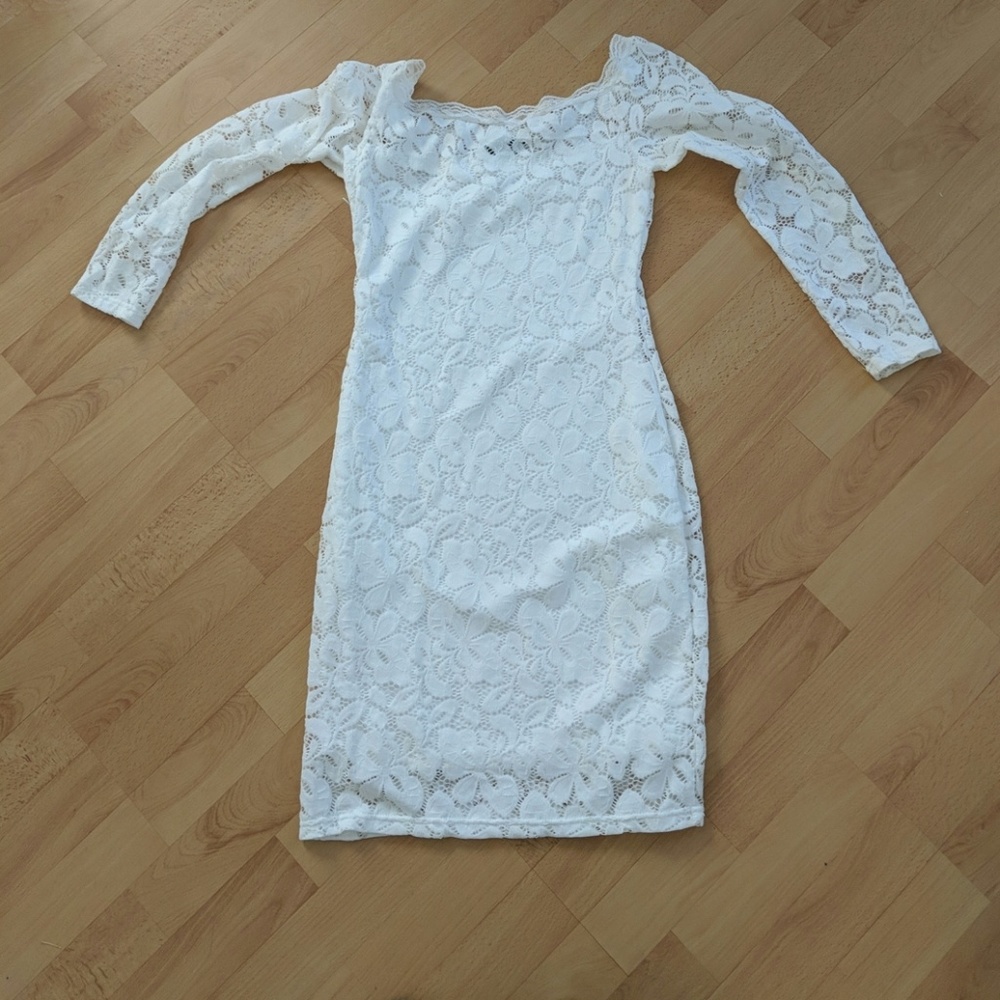 White lace dress